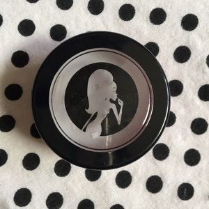 Vintage Too Faced shimmer powder